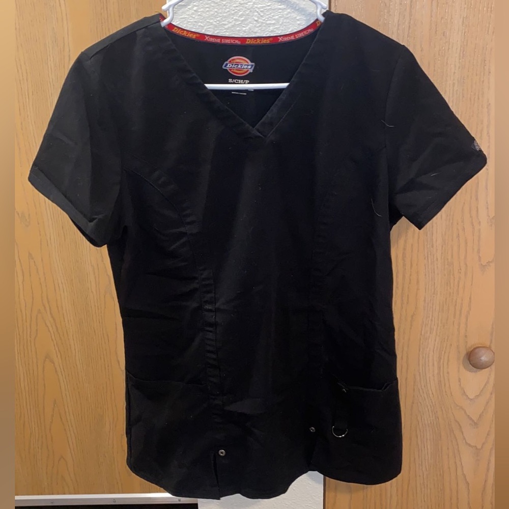 Scrub top